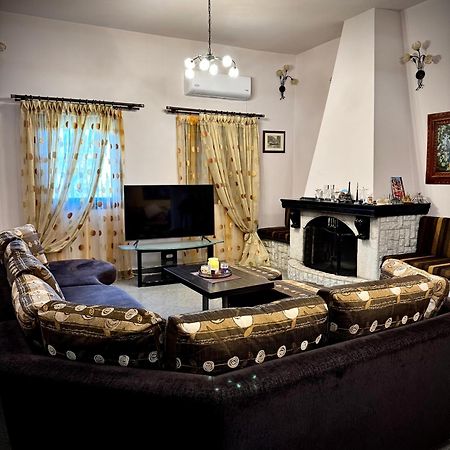 Вилла Vretti'S House Fratsia Экстерьер фото